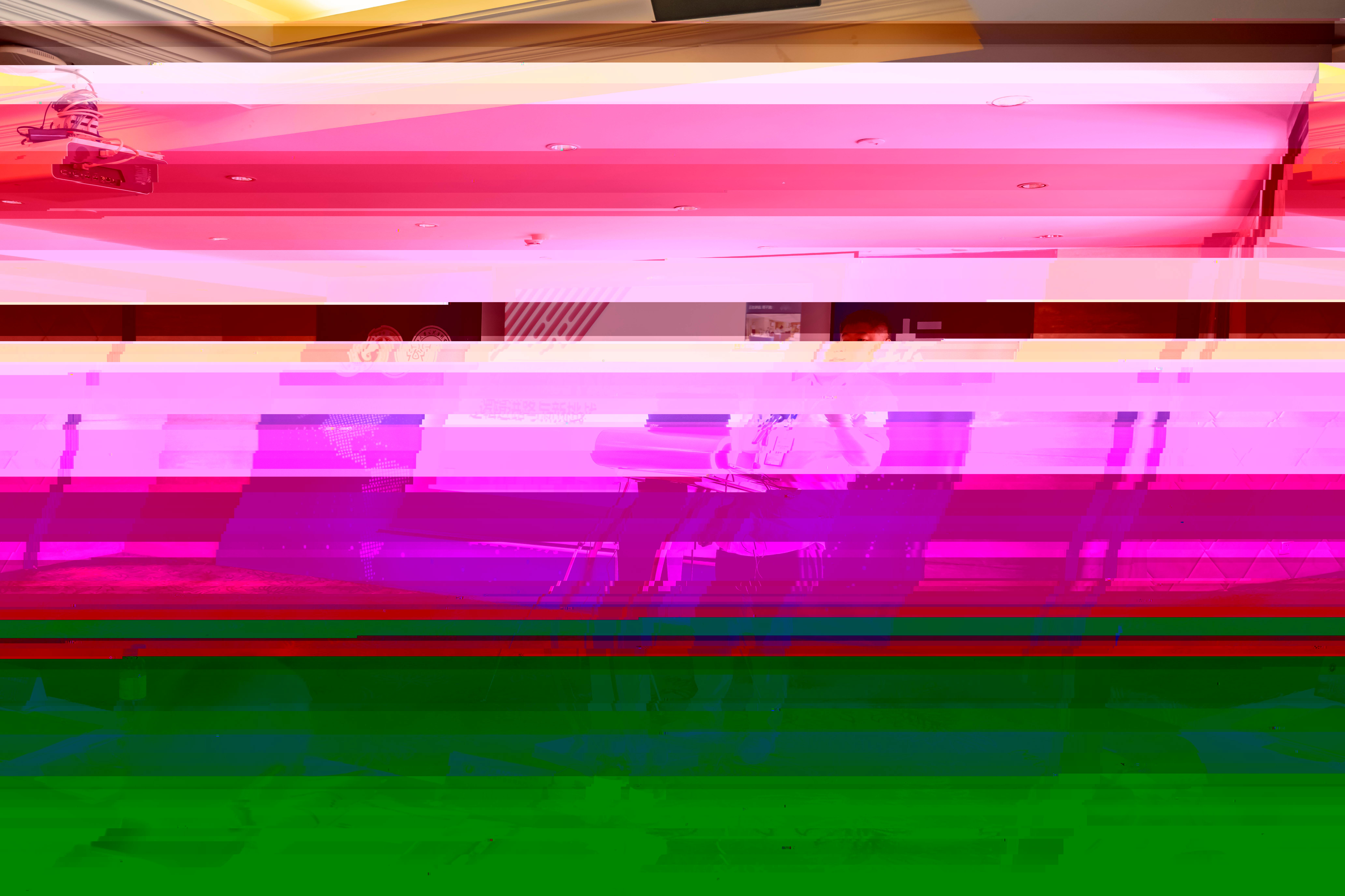 32437C